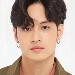 Jirayu La-ongmanee