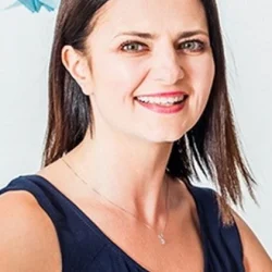 Joanna Pach