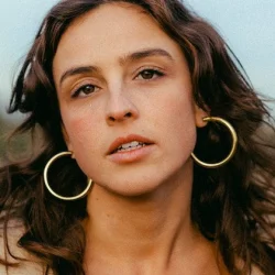 Júlia Frigola