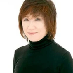 Кадзуэ Комия