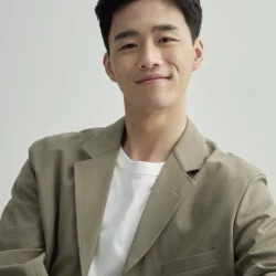 Kang Sung-hwa