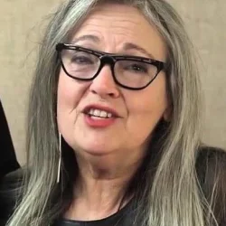 Karla DeVito