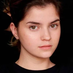 Карла Тоус