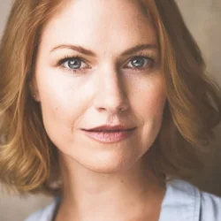 Kate MacCluggage