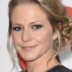 Kellie Bright