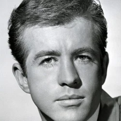 Клу Гулагер