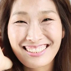Ko Na-young