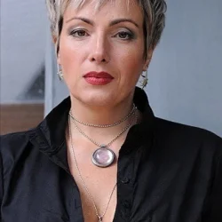 Лана Паули