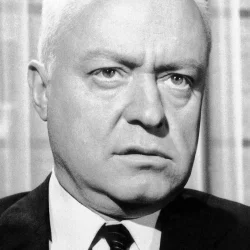 Larry Gates