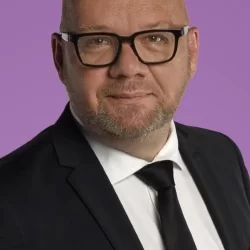 Lars Hjortshøj