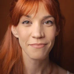 Laura Pau