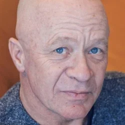 Lee Fealy