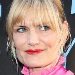Liv Corfixen