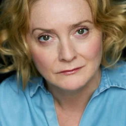 Lizzie Hopley