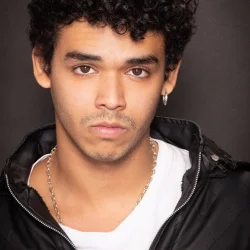 Luis Vegas