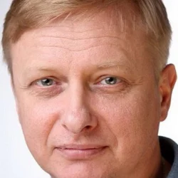 Максим Глотов