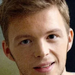 Максим Виноградов