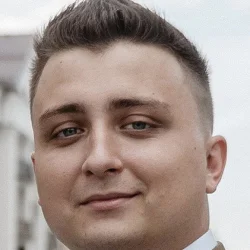 Максим Винокуров