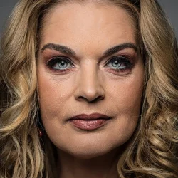 Manuela Hărăbor