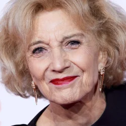 Marisa Paredes