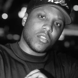 MC Ren