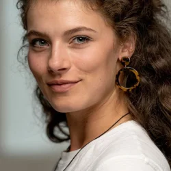Mira Elias Obling