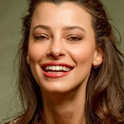 Müjde Uzman