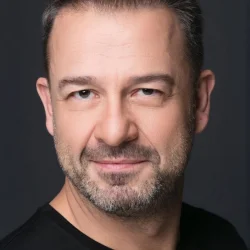 Мурат Айген