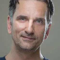 Nikos Psarras
