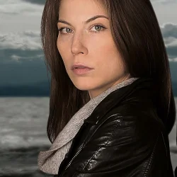 Nora Waldstätten
