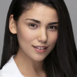 Nur Berfin Çiroğlu