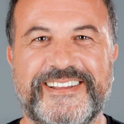 Okay Şenol