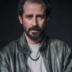 Özay Özgüler