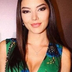 Özüm Çakir