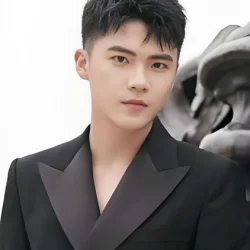 Pan Yize