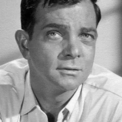 Peter Arne