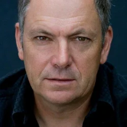Peter Elliott