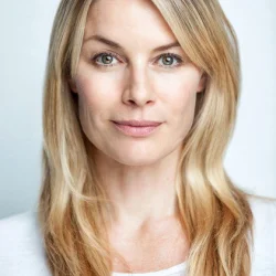 Petra van de Voort