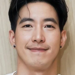 Phakin Khamwilaisak