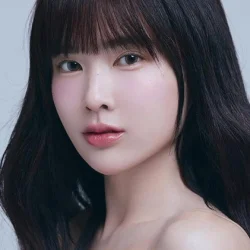 Punyawee Jungcharoen