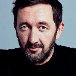 Ральф Айнесон