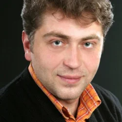 Рашад Сафаров