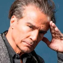 René Casados