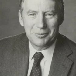 Robert MacNeil