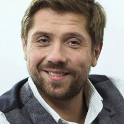 Роман Маякин