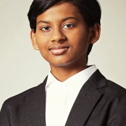 Roni Akurati