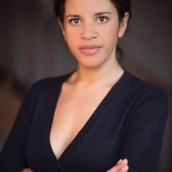 Sara Zwangobani