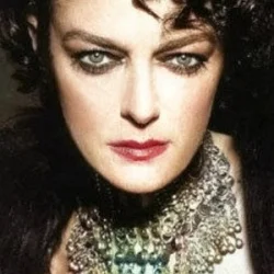 Selda Özer