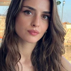 Selen Özbayrak