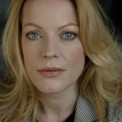Sherie Rene Scott